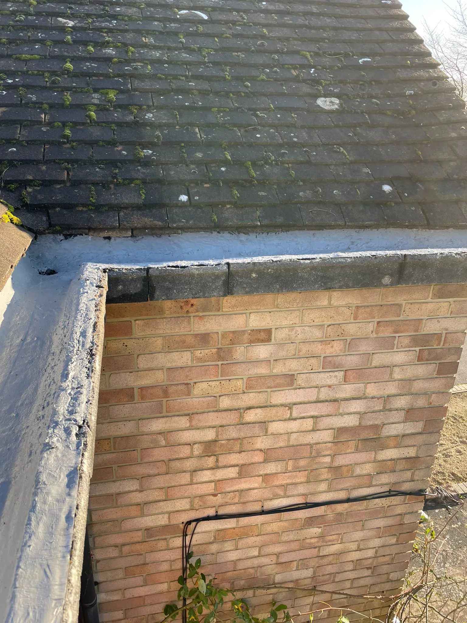 Gutters Clean and Reseal in High Wycombe