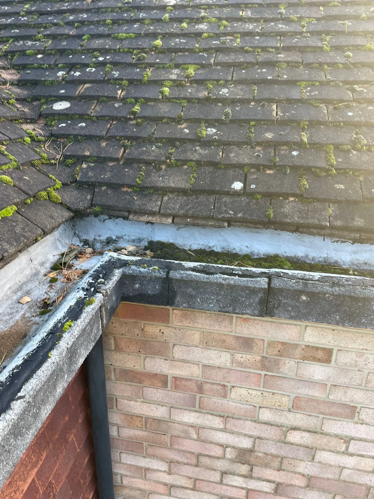 Gutters Clean and Reseal in High Wycombe