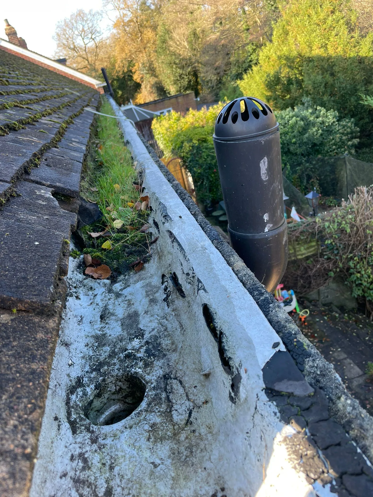 Gutters Clean and Reseal in High Wycombe